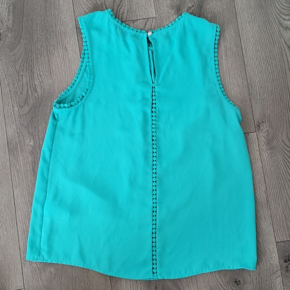 Darling blouse with lace detail - Picture 4 of 4